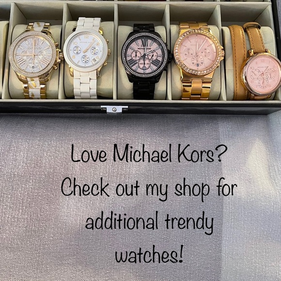 Michael Kors Dylan Rose Gold Watch main image 4
